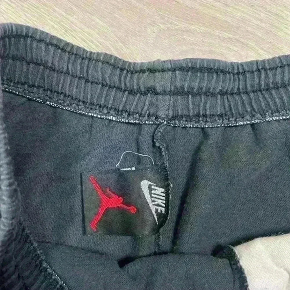 Vintage Nike Jordan Jungle #23 Atheltic Cotton Two Tone Sweats Shorts size XL - Picture 2 of 5